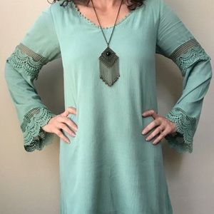 Green lace dress!